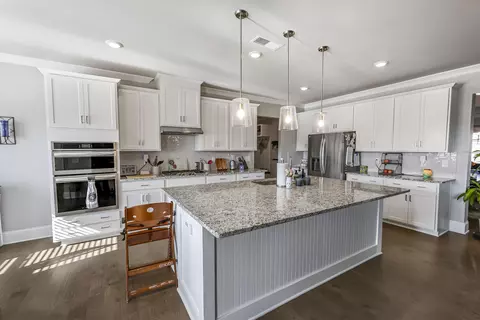 Kitchen - 3331 Grassy Fields Ln, Apison, TN 37302 photo 4 of 5