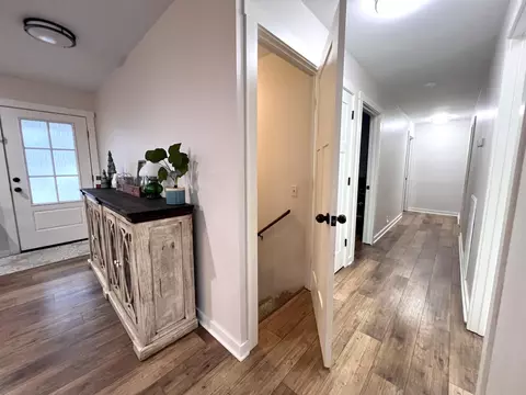 Entry Way - 486 Random Ter, Ringgold, GA 30736 photo 1 of 2