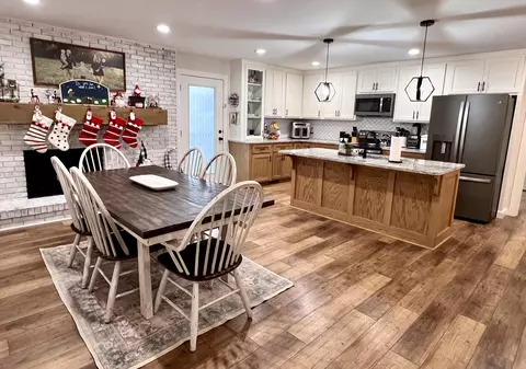 Kitchen - 486 Random Ter, Ringgold, GA 30736 photo 2 of 3