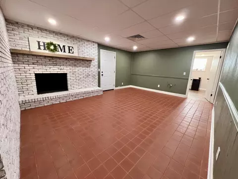 Living - 486 Random Ter, Ringgold, GA 30736 photo 3 of 4