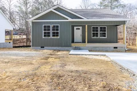 2172 S Riverbend Rd, Dalton, GA 30721