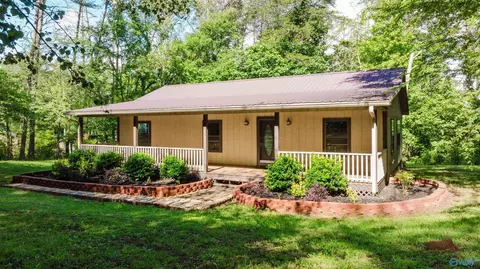 482 Rock Ridge Rd, Valley Head, AL 35989