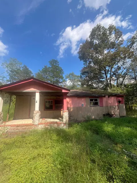 414 Taylor Broome Rd, Chickamauga, GA 30707