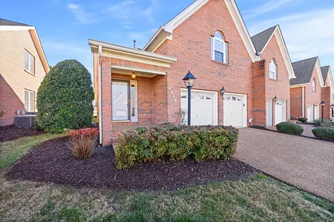 2416 Queens Lace Trl, Chattanooga, TN 37421