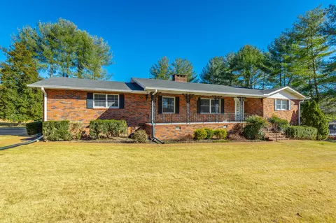 114 Mountain View Dr, Jasper, TN 37347