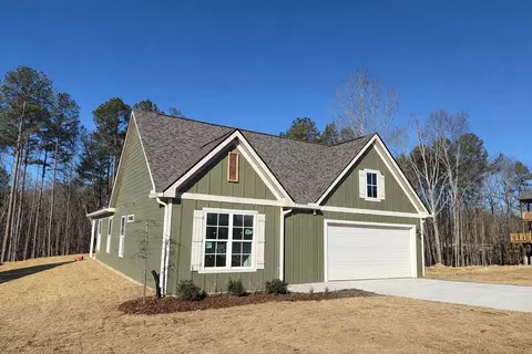 554 Nature Trl, Soddy Daisy, TN 37379