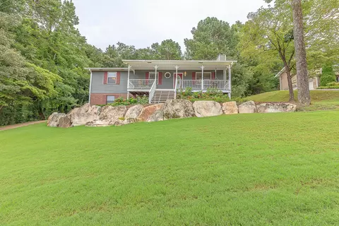 5334 Hunter Village Dr, Ooltewah, TN 37363