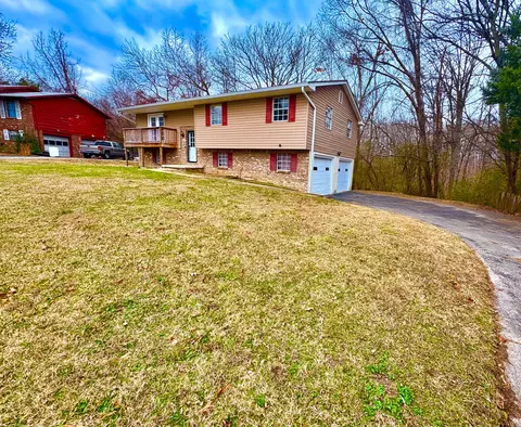 6421 Fairest Dr, Harrison, TN 37341