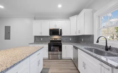 Kitchen - 159 Poplar St, Dunlap, TN 37327 photo 4 of 4