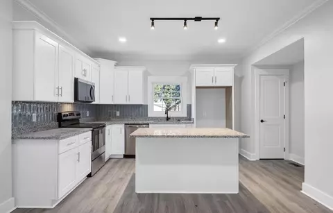 Kitchen - 159 Poplar St, Dunlap, TN 37327 photo 2 of 4