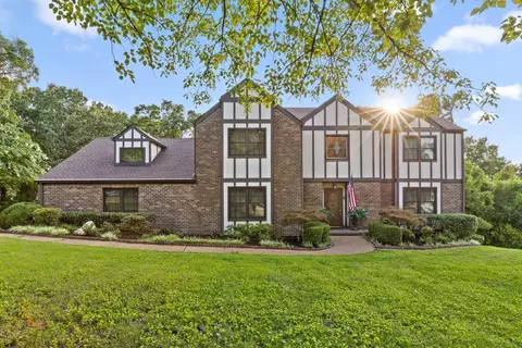 7819 Stonehenge Dr, Chattanooga, TN 37421
