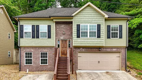 816 Altamont Rd, Chattanooga, TN 37415