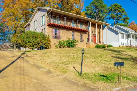 Exterior - 8417 Iris Dr, Chattanooga, TN 37421 photo 6 of 26