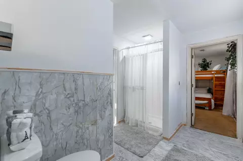Bath - 8417 Iris Dr, Chattanooga, TN 37421 photo 4 of 10