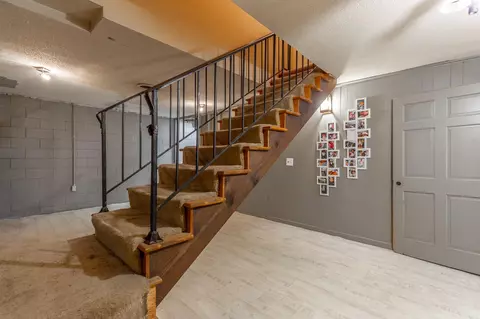 Entry Way - 8417 Iris Dr, Chattanooga, TN 37421 photo 9 of 11