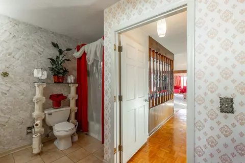 Entry Way - 8417 Iris Dr, Chattanooga, TN 37421 photo 4 of 11