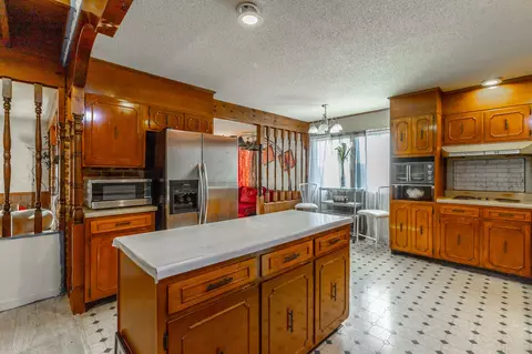 Kitchen - 8417 Iris Dr, Chattanooga, TN 37421 photo 3 of 5
