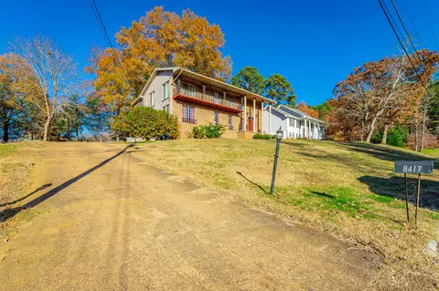 Exterior - 8417 Iris Dr, Chattanooga, TN 37421 photo 7 of 26