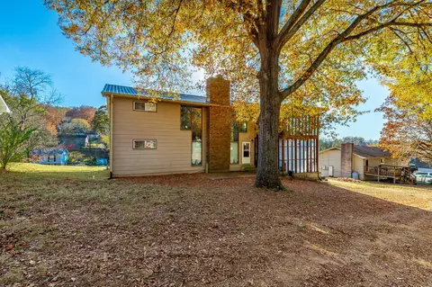Exterior - 8417 Iris Dr, Chattanooga, TN 37421 photo 21 of 26