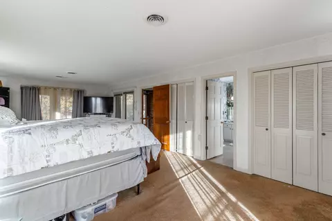 Bedroom - 8417 Iris Dr, Chattanooga, TN 37421 photo 11 of 15