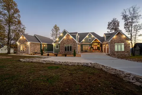 Exterior - 750 River Bluffs Dr, Jasper, TN 37347 photo 2 of 19