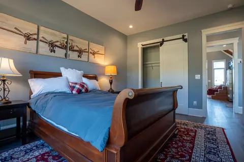 Bedroom - 750 River Bluffs Dr, Jasper, TN 37347 photo 7 of 7