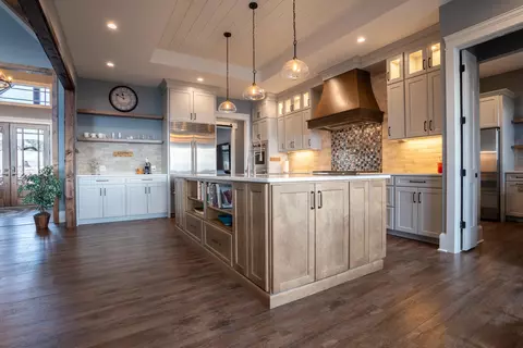 Kitchen - 750 River Bluffs Dr, Jasper, TN 37347 photo 3 of 6