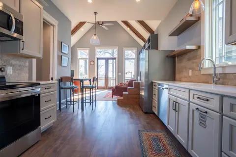 Kitchen - 750 River Bluffs Dr, Jasper, TN 37347 photo 6 of 6
