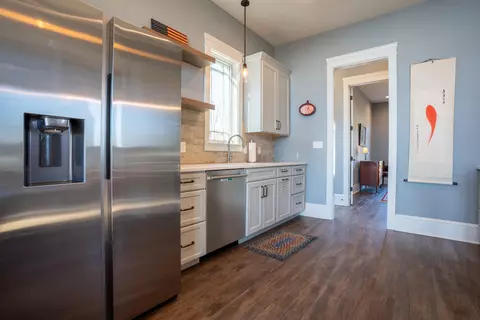 Entry Way - 750 River Bluffs Dr, Jasper, TN 37347 photo 5 of 6
