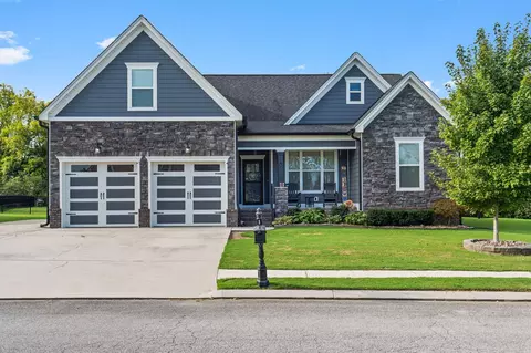 8312 Skybrook Dr, Ooltewah, TN 37363