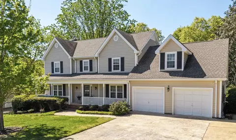 2227 Bay Pointe Dr, Hixson, TN 37343