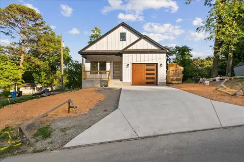 742 Sylvan Dr, Chattanooga, TN 37411