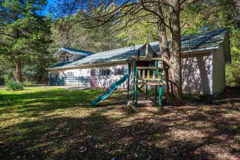 3877 Bonny Oaks Dr, Chattanooga, TN 37406