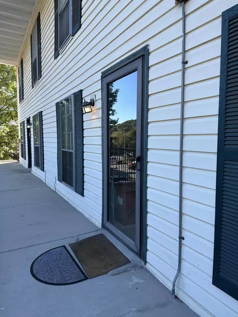 900 Mountain Creek Rd #K 143, Chattanooga, TN 37405