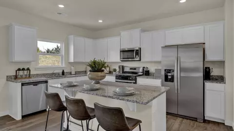 Kitchen - 7366 Bendire Loop, Hixson, TN 37343 photo 1 of 4
