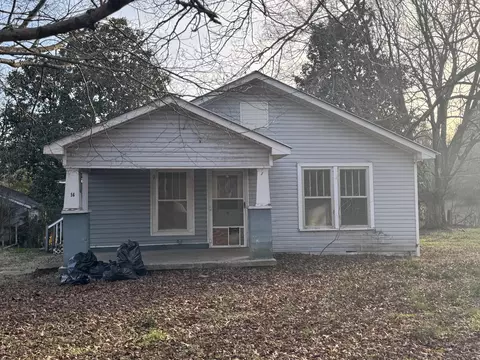 56 Meacham Rd, Rossville, GA 30741