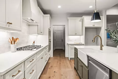 Kitchen - 65 Anna Grace Ln, Ringgold, GA 30736 photo 5 of 5