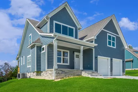 228 Cascade Dr, Rossville, GA 30741