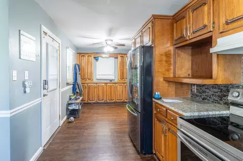 Entry Way - 211 Ezzard Ave, Dalton, GA 30720 photo 1 of 1