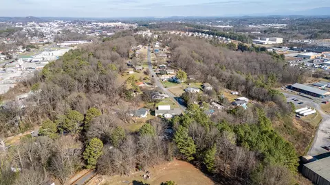 View/Area - 211 Ezzard Ave, Dalton, GA 30720 photo 5 of 6