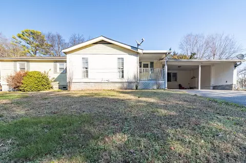 Exterior - 211 Ezzard Ave, Dalton, GA 30720 photo 7 of 7