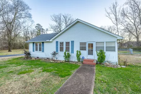 11724 Old Back Valley Rd, Soddy Daisy, TN 37379