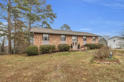 1008 Panorama Dr, Chattanooga, TN 37421