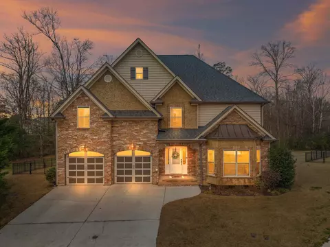 8366 Gracie Mac Ln, Ooltewah, TN 37363