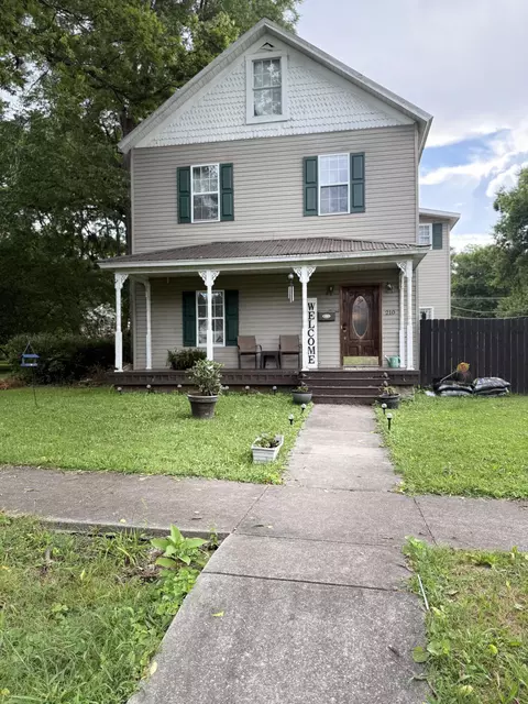 210 Laurel Ave, South Pittsburg, TN 37380