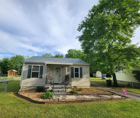 Exterior - 1512 Ely Rd, Hixson, TN 37343 photo 10 of 14