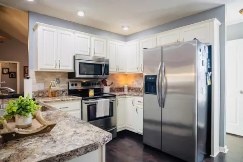 Kitchen - 12811 Thatch Rd, Harrison, TN 37341 photo 1 of 3