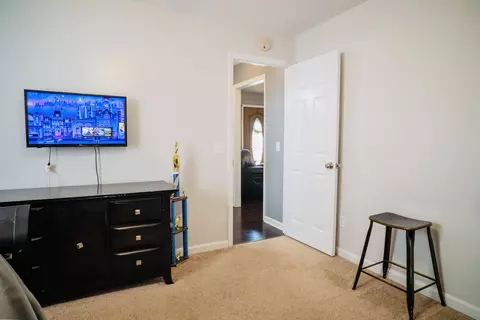 Bedroom - 12811 Thatch Rd, Harrison, TN 37341 photo 4 of 7
