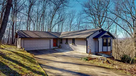 3465 Crown Colony Dr NW, Cleveland, TN 37312