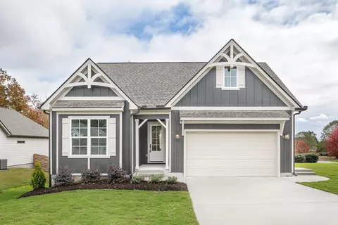609 Nature Trl, Soddy Daisy, TN 37379